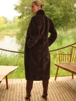 Love & Roses Manteau mi-long en shearling à liserés Online