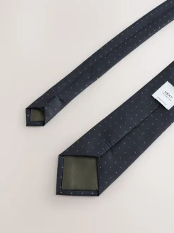 Next - Cravate de modèle marine