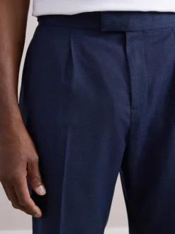 Next marine - Pantalon élégant riche en laine texturé avec pattes d'ajustement sur les côtés Sale