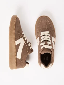 Friends Like These - Baskets de sport à lacets rétro à semelle en gomme Marron