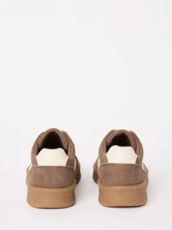 Friends Like These - Baskets de sport à lacets rétro à semelle en gomme Marron