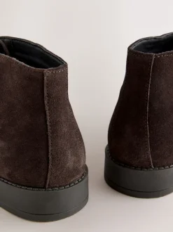 Next Marron - Bottes Chukka en daim Clearance