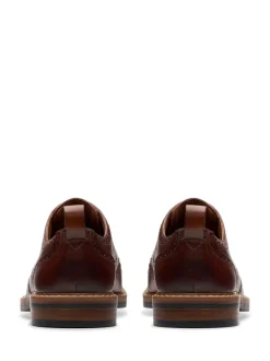 Clarks Marron - Chaussures Aldwin Limit en cuir Hot