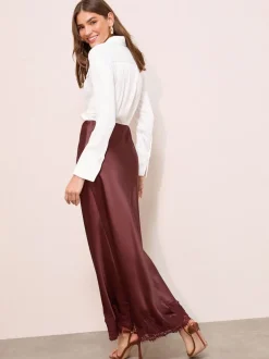 Friends Like These Marron - Jupes maxi X Lucy Mecklenburgh en Satin bordée de dentelle Sale