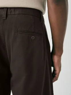 Next Marron - Pantalons chinos extensibles à double pli Online