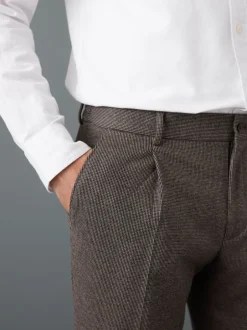 Next Marron - Pantalons Coupe ajustée texturés à dos élastique extensible Sale