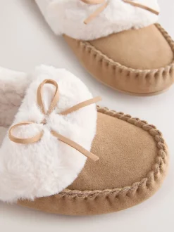 Next Marron café - Chaussons style mocassins en daim Hot