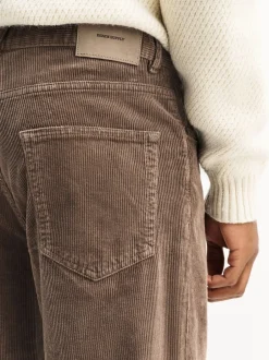 Next Marron champignon - Pantalons extensible à 5 poches en velours côtelé Sale