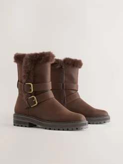 Next Marron chocolat - Bottines Forever Comfort® doublées de fausse fourrure à double boucle Sale