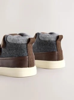 Next Marron chocolat - Bottines à fermeture scratch Outlet