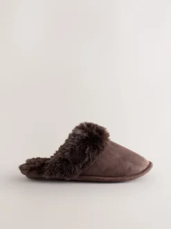 Next Marron chocolat - Chaussons mules en daim en fausse fourrure Online