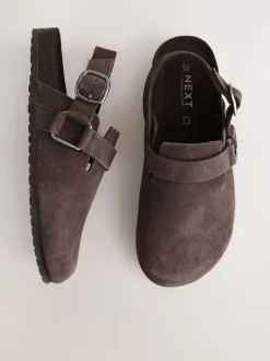 Next Marron chocolat - Chaussures à bride arrière Forever Comfort® New