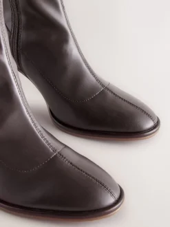 Next Marron chocolat - Forever Comfort® Bottes/Bottines chaussettes à bout rond Clearance