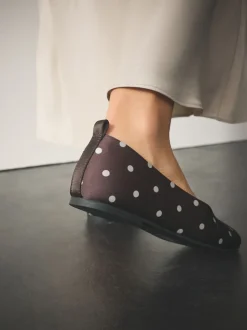 Next Marron chocolat à pois - Ballerines Forever Comfort® à bout rond Clearance