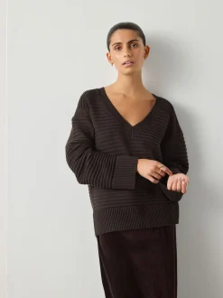 Next Marron chocolat - Pull côtelé en maille à col en V Best