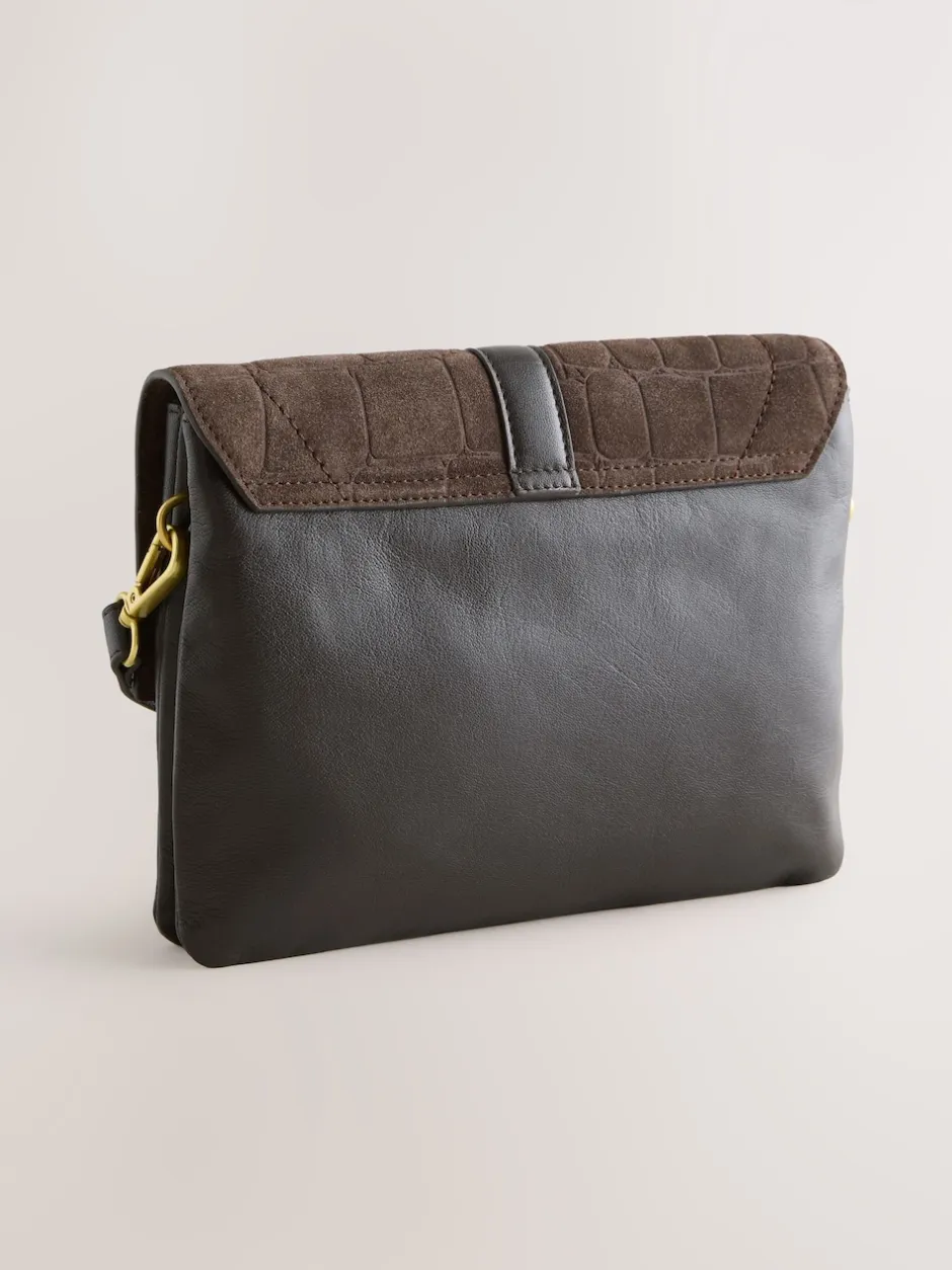 Next Marron chocolat - Sac à bandoulière en cuir effet croco Sale