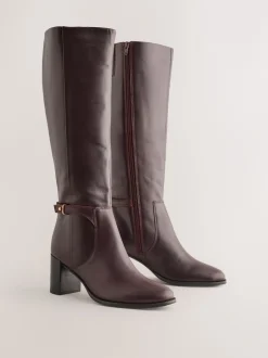 Next Marron chocolat en cuir - Bottes hauteur genou à finitions matérielles Forever Comfort® Best