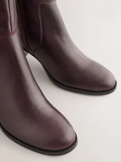Next Marron chocolat en cuir - Bottes hauteur genou à finitions matérielles Forever Comfort® Best