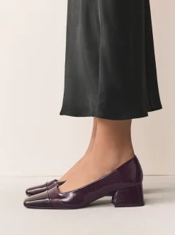 Next Marron chocolat verni - Chaussures à talons bas Forever Comfort® Toe Cap Clearance