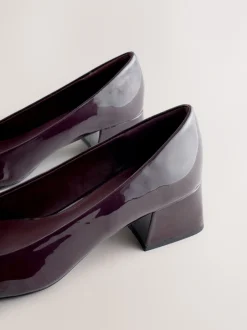 Next Marron chocolat verni - Chaussures à talons bas Forever Comfort® Toe Cap Clearance