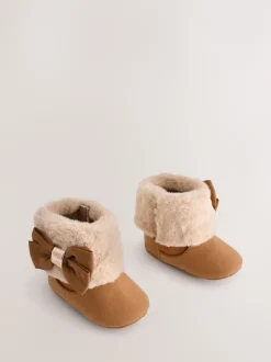 Baker by Ted Baker Marron fauve - Bébé Filles Faux Fur Trim Padders Bottes Sale