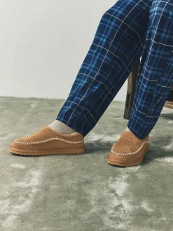 Next Marron fauve - Chaussons Signature en daim à surpiqûres Discount