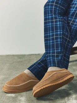 Next Marron fauve - Chaussons Signature en daim à surpiqûres Discount