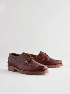Next Marron fauve - Chaussures bateau en cuir à semelle crantée Best