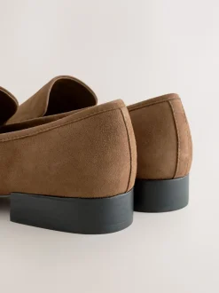 Next Marron fauve - Mocassins propres en daim à bout rond New