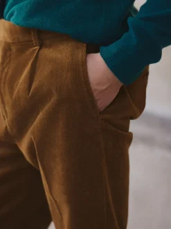 Next Marron fauve - Pantalon habillé droit en coton riche en velours côtelé Outlet