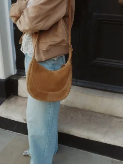 Next Marron fauve - Sac à bandoulière en cuir à encolure dégagée Discount