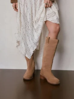 Next Marron fauve en daim - Bottes à enfiler Forever Comfort® hauteur genou Online