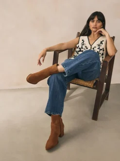 Next Marron fauve en daim - Bottines western à talons carrés Discount