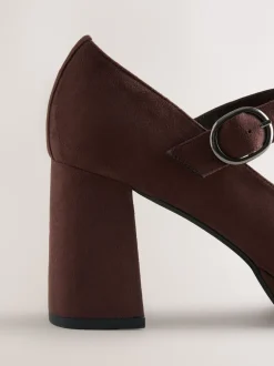 Next Microfibre marron chocolat - Chaussures Forever Comfort® Brogue Mary Jane à talons carrés New