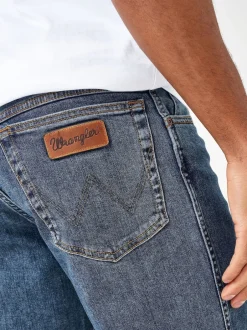 Wrangler - Jean droit Texas Authentic Mi-lavage Online