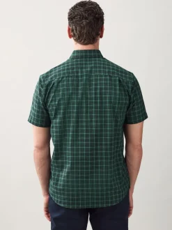 Next - Chemise Oxford Easy Iron boutonnée à manches courtes Mini carreaux noir/vert