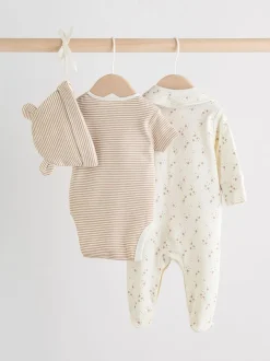 Next neutre - Combinaison de nuit bébé, Body, Bonnet et Bavoirs bébé Ensemble 4 Pièces (0-9mois) Best