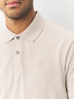 Next - Ajustement régulier - Polo Manches courtes Pique Neutre clair Marl Outlet