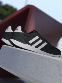 adidas - Exécuter 60s 4.0 Formateurs Noir Outlet