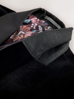 Next Noir - Ajustement régulier - Blazer Signature Pontoglio en velours italien avec revers châle New