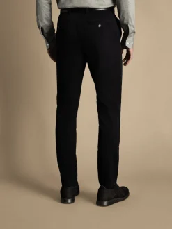 Charles Tyrwhitt Noir - Ajustement régulier - Chino Français Slim Fit Ultimate sans fer Sale