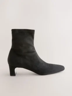 Next Noir - Bottes chaussettes à talon bloc et bout ciselé Outlet