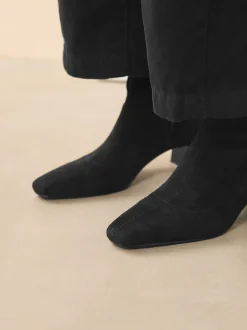 Next Noir - Bottes chaussettes à talon bloc et bout ciselé Discount