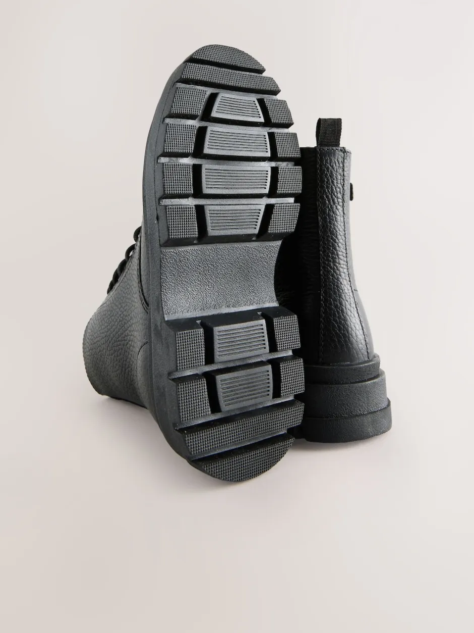 Next Noir - Bottes en cuir à lacets Online