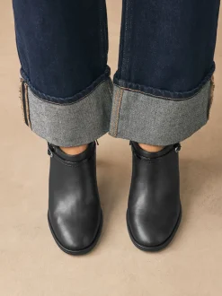 Next Noir - Bottes Forever Comfort® à bout rond et talon carré avec boucle Hot