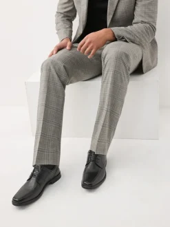 Next Noir - Chaussures fines en cuir à empiècement Discount