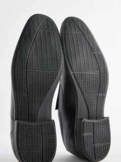 Next Noir - Coupe large - Chaussures à enfiler avec panneau en cuir Hot