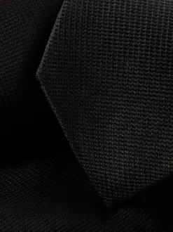 Charles Tyrwhitt Noir - Cravate fine résistante aux taches de soie Outlet