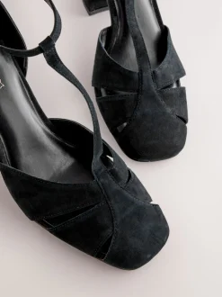 Next Noir - Forever Comfort® Chaussures à talons en cuir à découpes et bout fermé