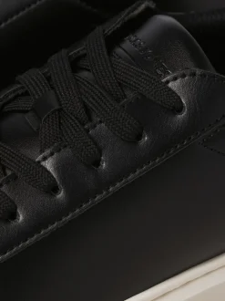 JACK & JONES Noir - baskets en PU à semelle épaisse Outlet